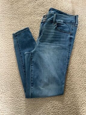 torrid denim skinny jeans in medium blue